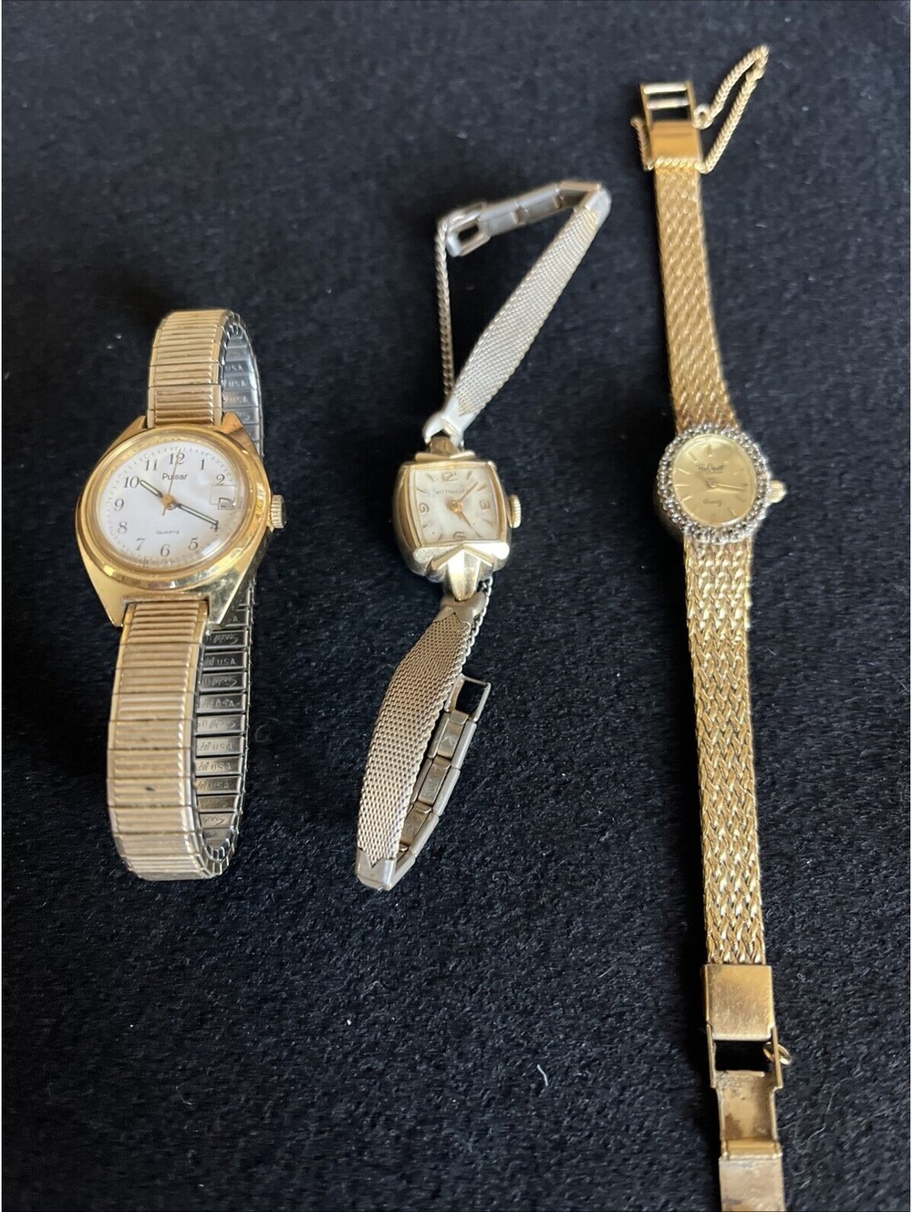 3 Vintage Gold Tone Ladies Watches Untested